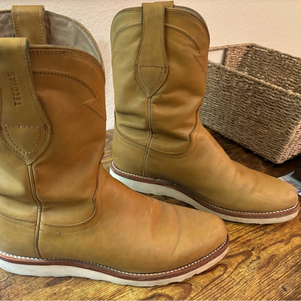 Tecovas “The Knox” used.